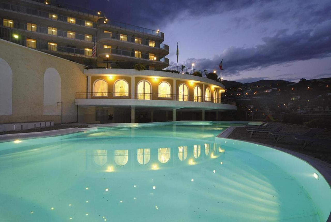 Modus Vivendi 406 Aparthotel Sanremo Exterior foto